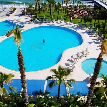 Aria & Ultra Hotell 5*